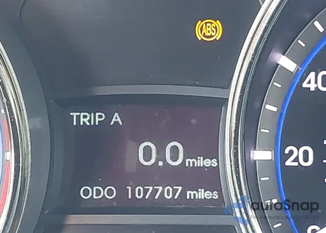 2013 Hyundai Sonata Limited z USA, uszkodzony, nr VIN 5NPEC4AC1DH631295